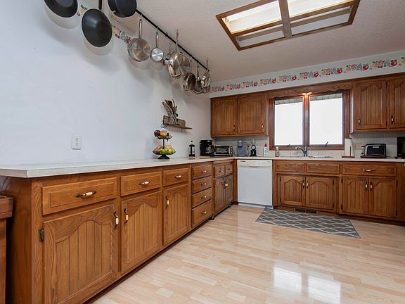 5th image of 8440 W Farm Road 76