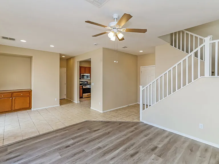 921 Sunny Acres Ave — Photo 5