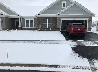 14 Wilbury Rd, Fairport, NY 14450