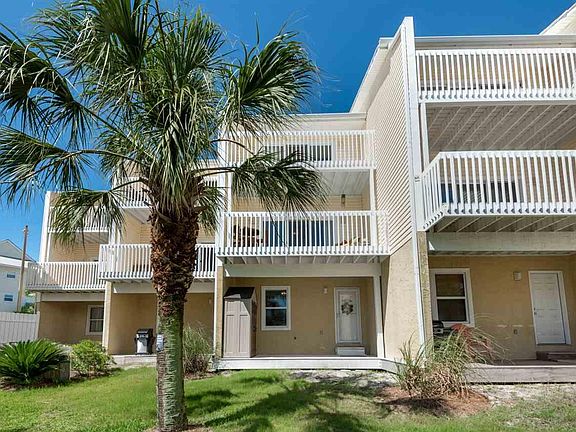 3rd image of 1440 Paradise Point Dr Unit 20