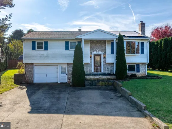 204 Leffler Dr, Richland, PA 17087