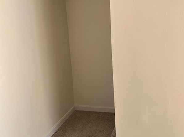 454 Amherst Rd UNIT B, Belchertown, MA 01007