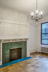 Rented by Dixon Advisory USA Inc.