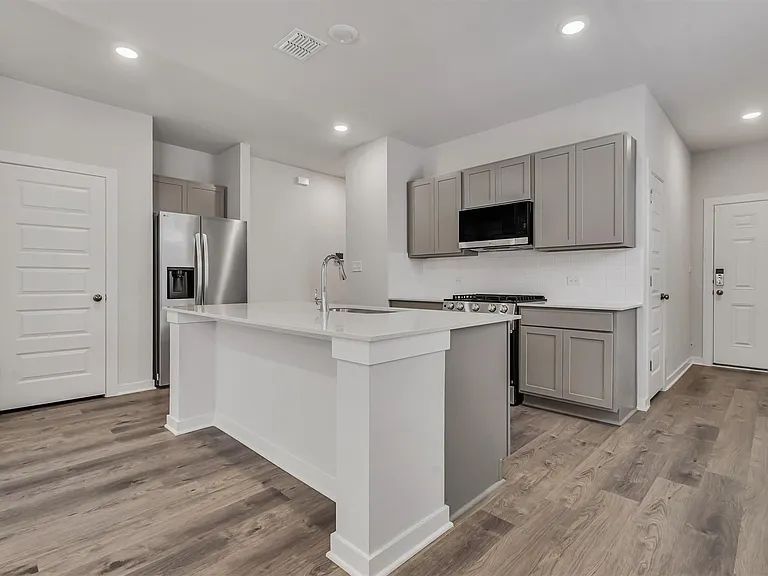 212 Bendecido Loop — Photo 3