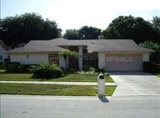 2711 Berryknoll Pl, Valrico, FL 33596