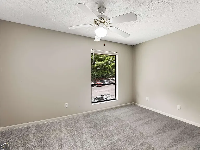 6170 Woodland Rd — Photo 7