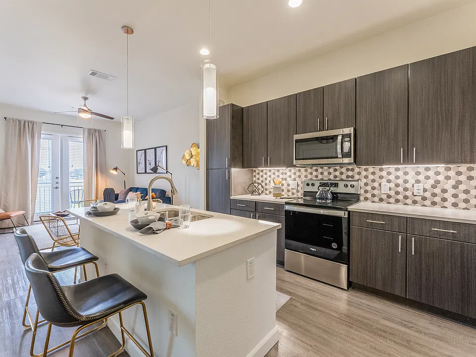 Residences at 3000 Bardin Road