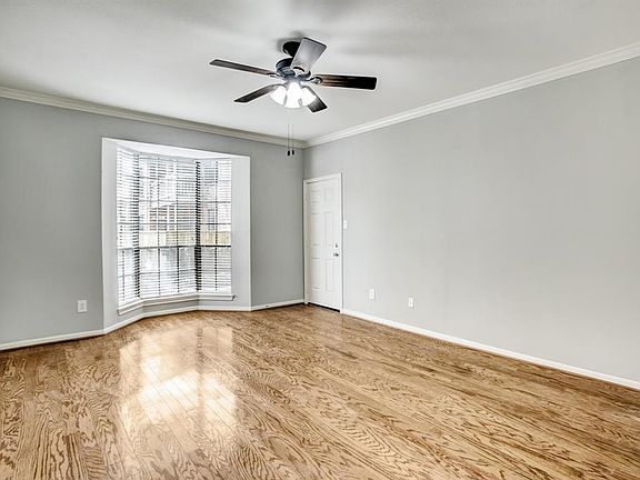 4th image of 2255 Braeswood Park Dr APT 333