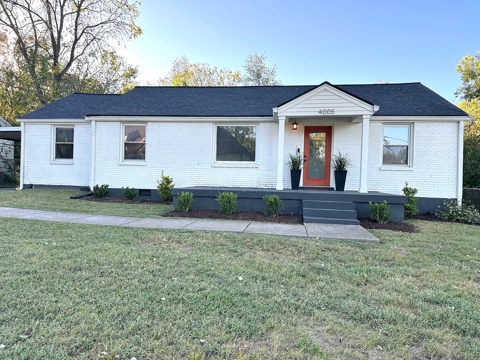 4005 Burrus St — Photo 1
