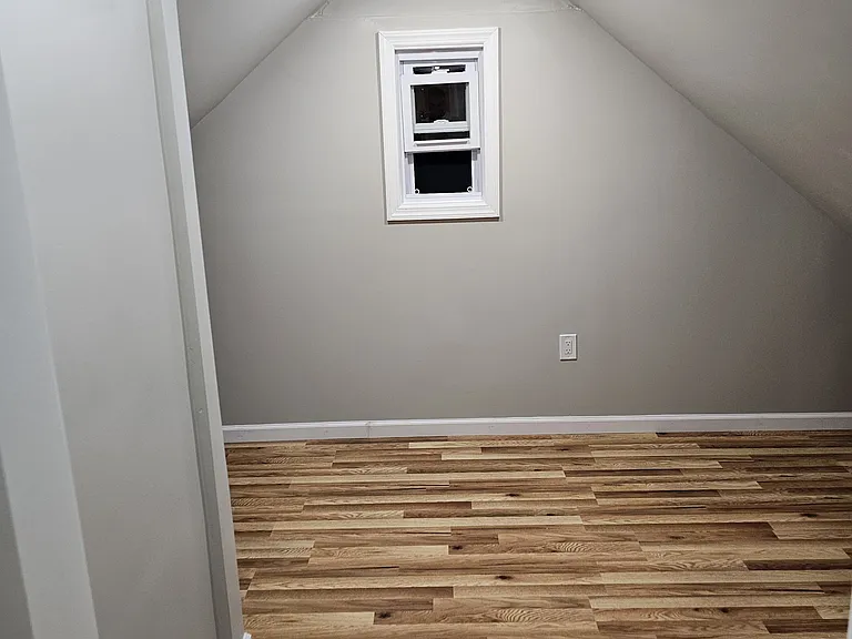 150 Illinois Ave #2 — Photo 17