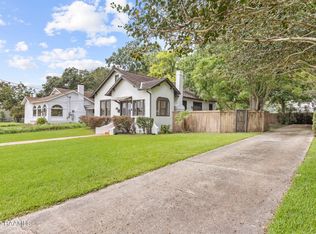 109 N Henry St, Abbeville, LA 70510