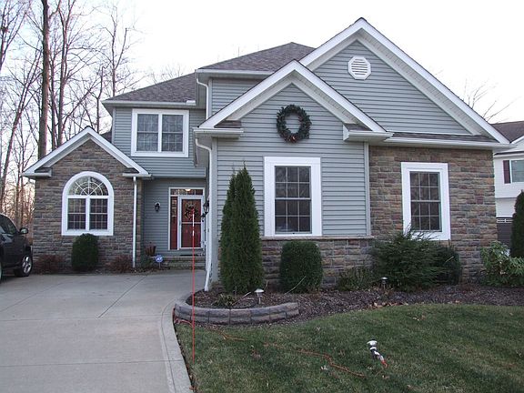 2nd image of 2046 Lloyd Court Dr