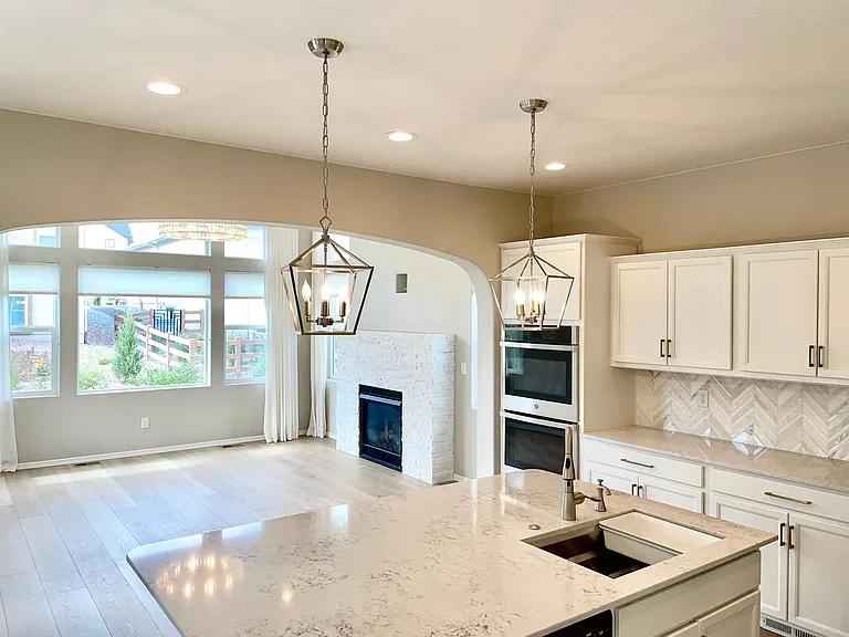 5758 Griffin Dr — Photo 11