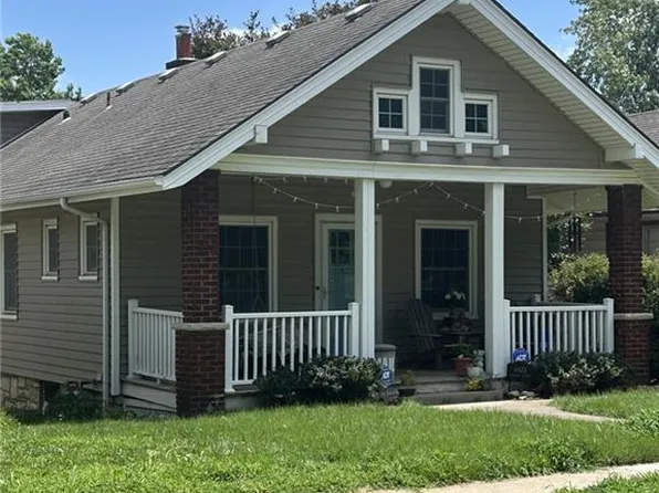 4405 Terrace St, Kansas City, MO 64111