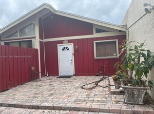 2989 NW 68th St, Fort Lauderdale, FL 33309