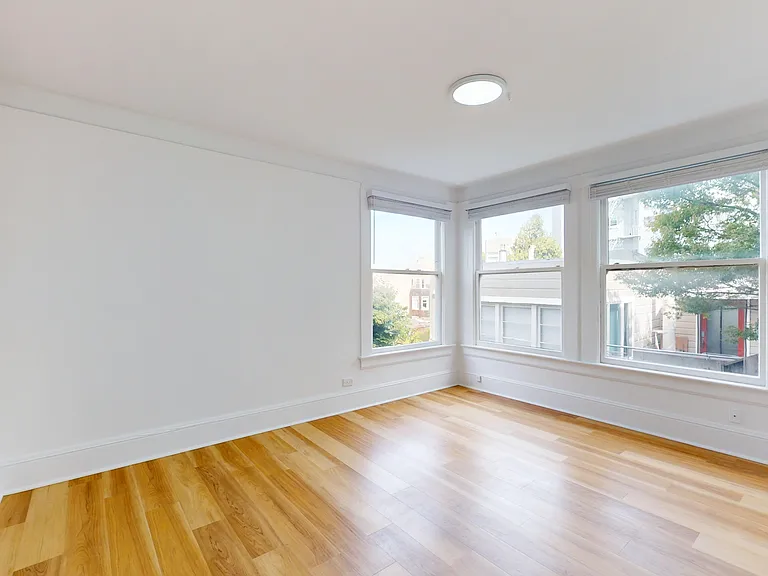 1330 Union St #4 — Photo 3