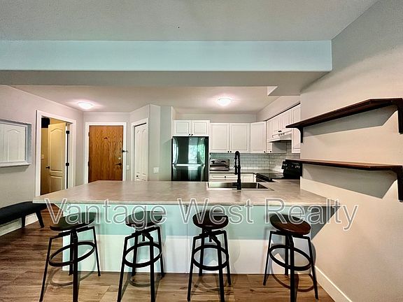 3rd image of 2425 Mount Baldy Dr Unit 206