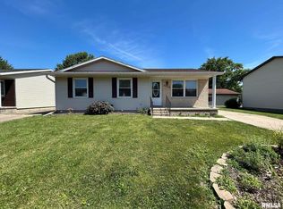 3029 E Griffiths Ave, Springfield, IL 62702