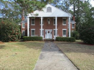 1025 4th St SW, Moultrie, GA 31768