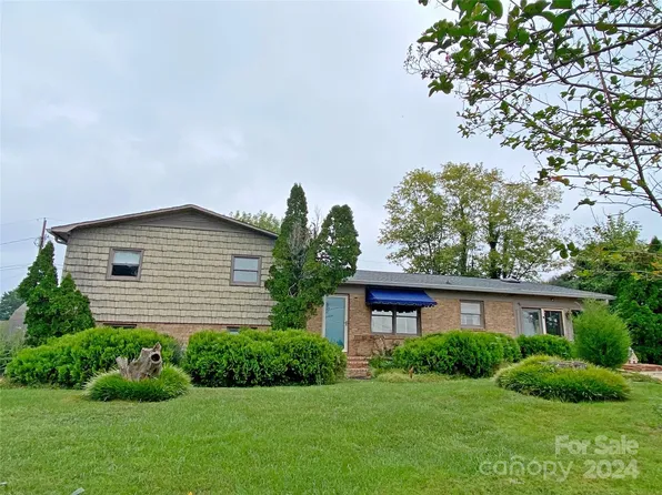 4334 Coble Ln, Hudson, NC 28638