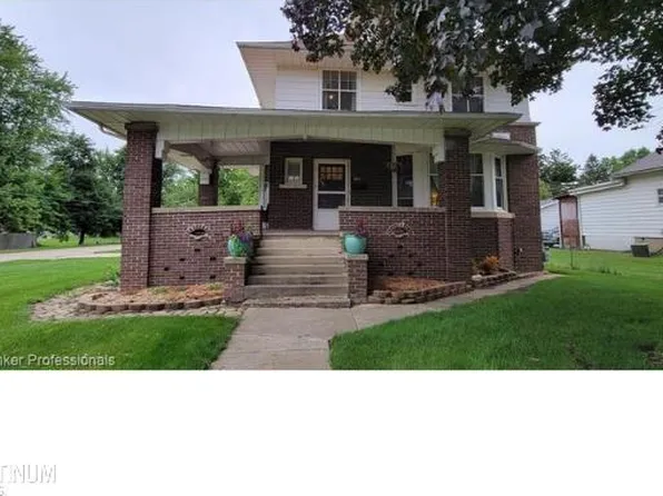 7055 S McMorran St, Brown City, MI 48416