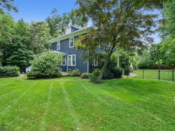 182 Alexander Ave, Montclair Twp., NJ 07043