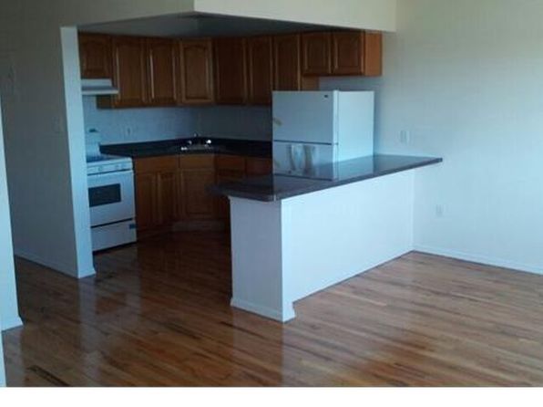 213 Beach 31st St #3