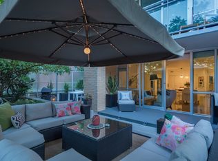 221 Union St #213, Vancouver, BC