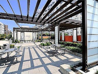 3rd image of 4022 College Point Blvd APT 6L