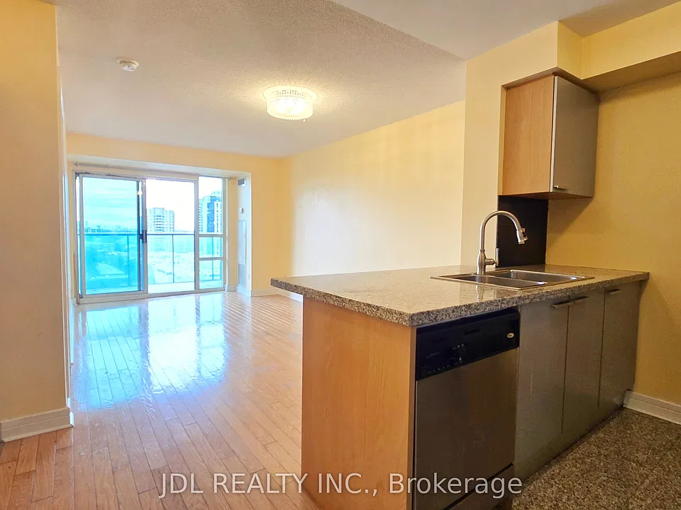 16 Harrison Garden Blvd #1009