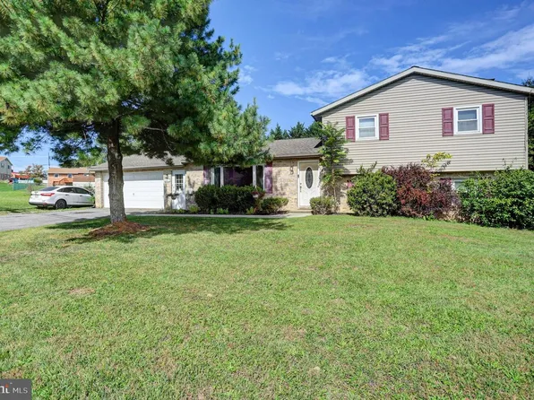 4125 Ricklyn Dr, Chambersburg, PA 17202