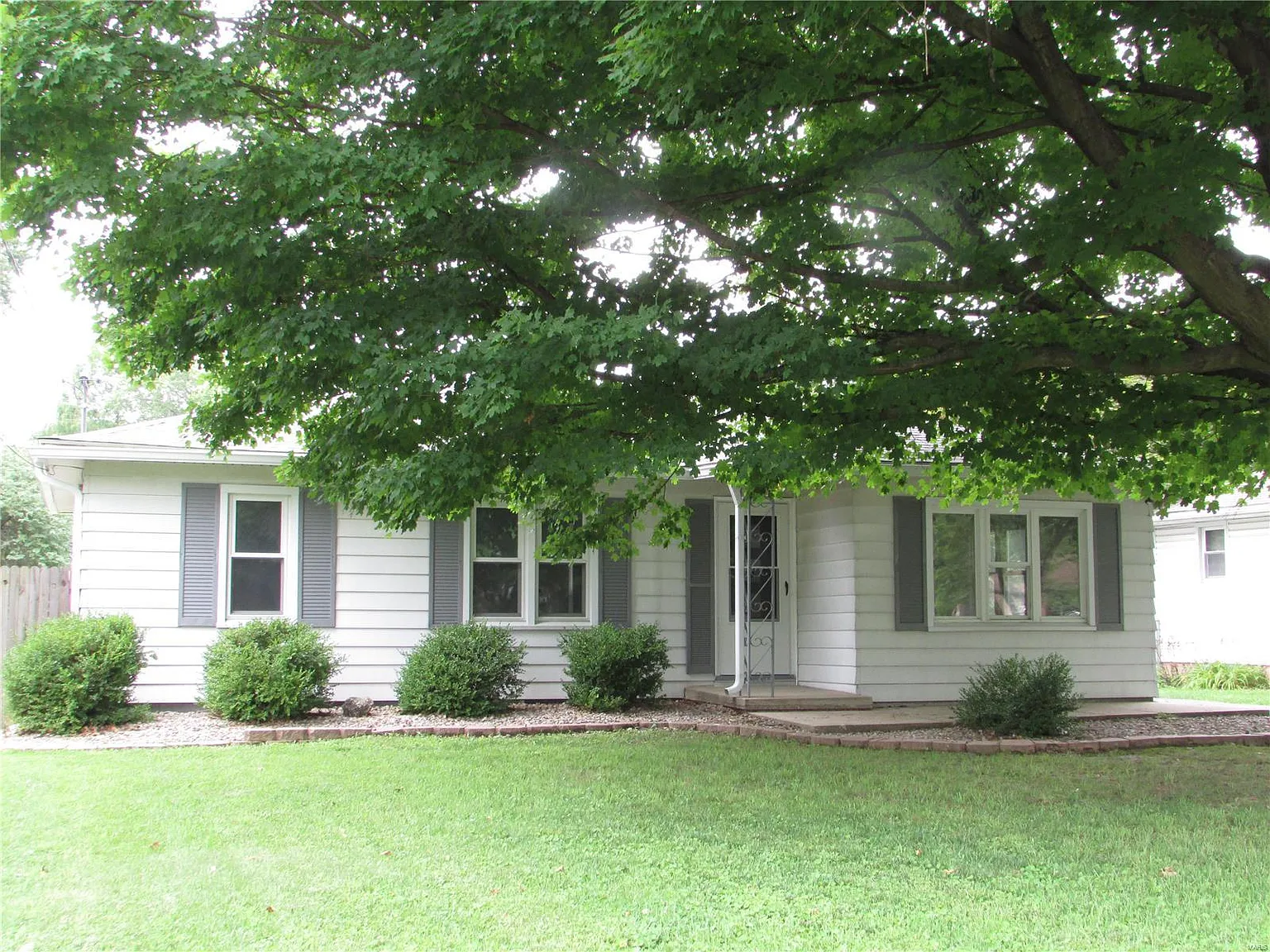 783 Birch St photo 1