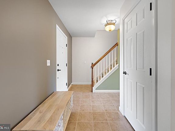 5th image of 6 Bobstay Rd