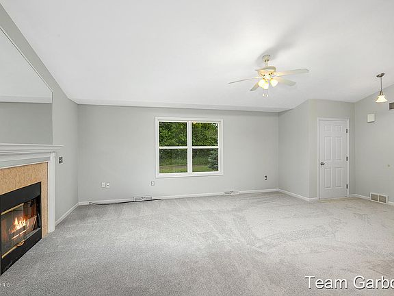 5th image of 10200 Alaska Ave SE