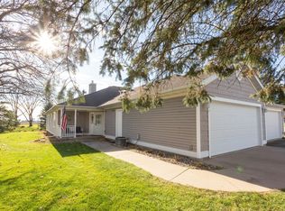 102 Idle Hour Ct, Wabasha, MN 55981