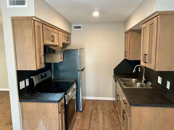 OB1- Dogwood, 202 Dogwood St #Dg-3, Lavaca, AR 72941