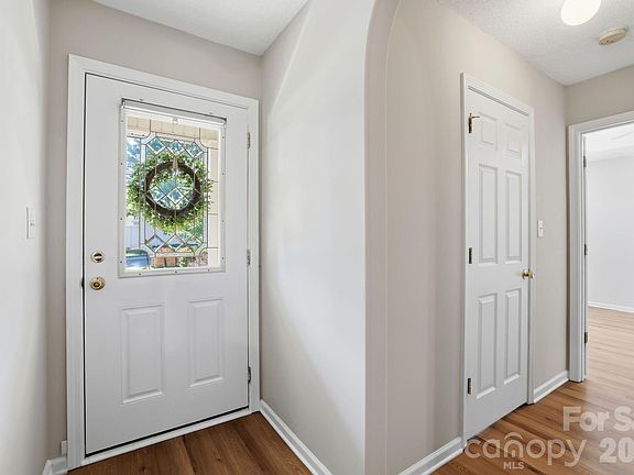 4th image of 7616 Silver Arrow Dr