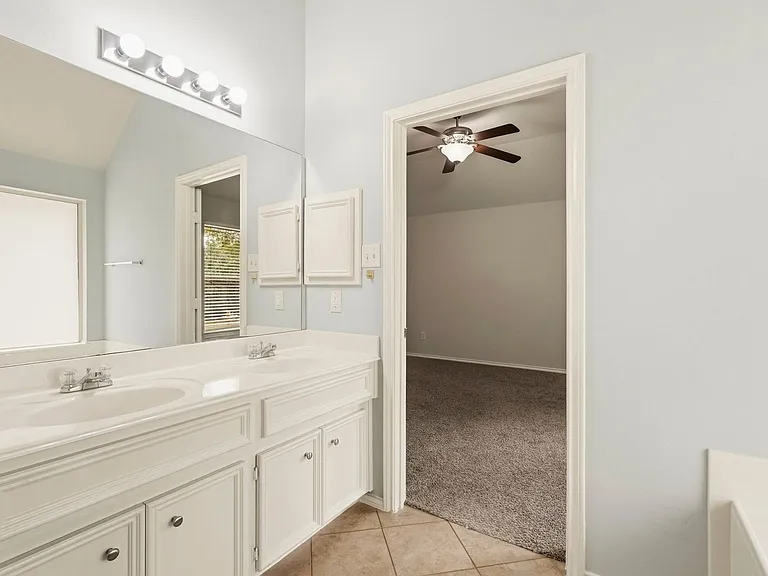 11914 Manasses Springs Ln — Photo 22
