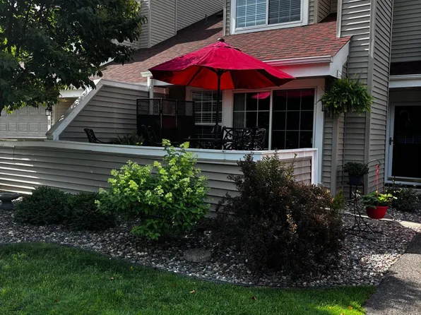 2185 Shenandoah Ct Unit B, Minneapolis, MN 55447