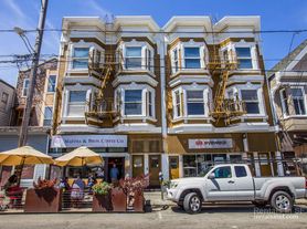 3866 24th St, San Francisco, CA