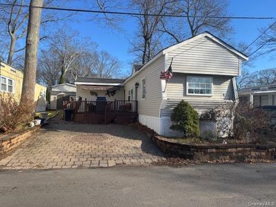 658 Sound Avenue #F6, Calverton, NY, 11933