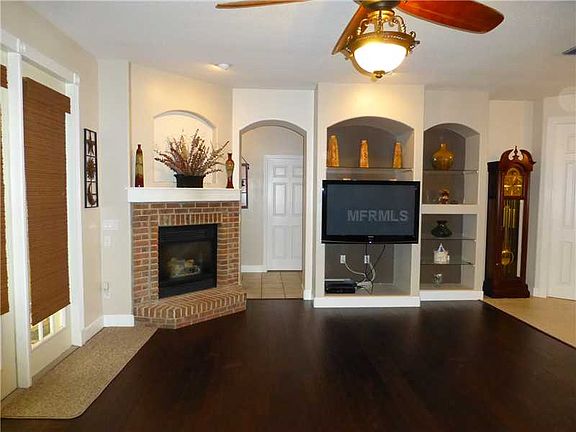 3rd image of 31309 Soaring Hawk Ln