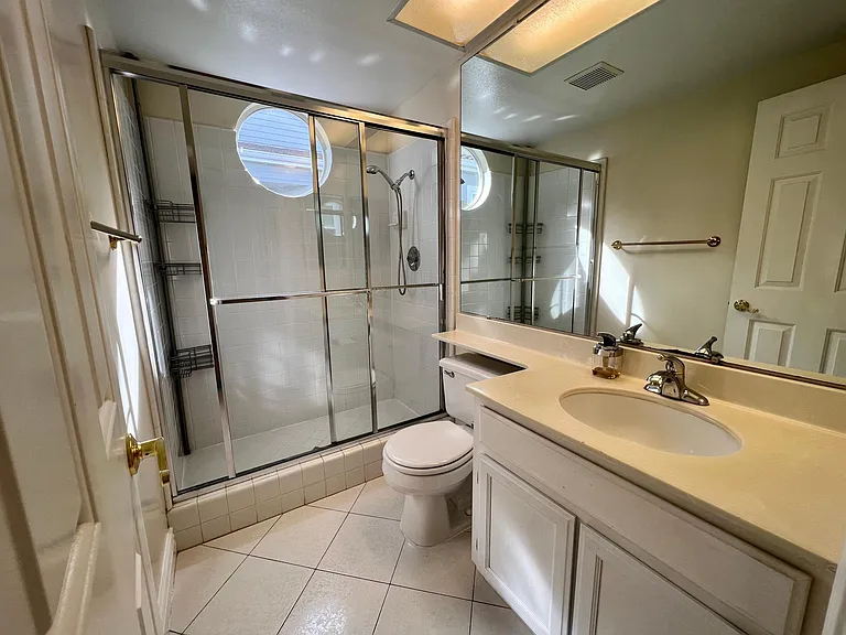 11688 Olive Spring Ct — Photo 10