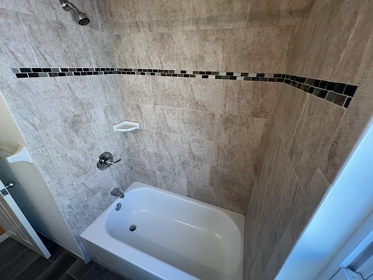 1332 Lombard St #2B — Photo 17