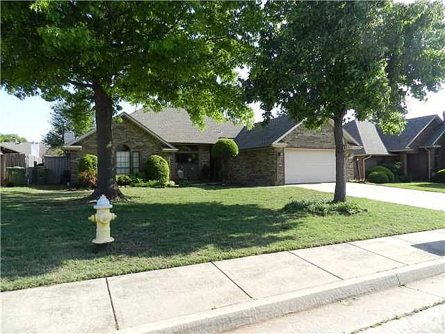 1st image of 137 E Vail Dr