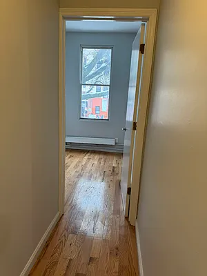 Rented by Delmark Realty LLC | media 10