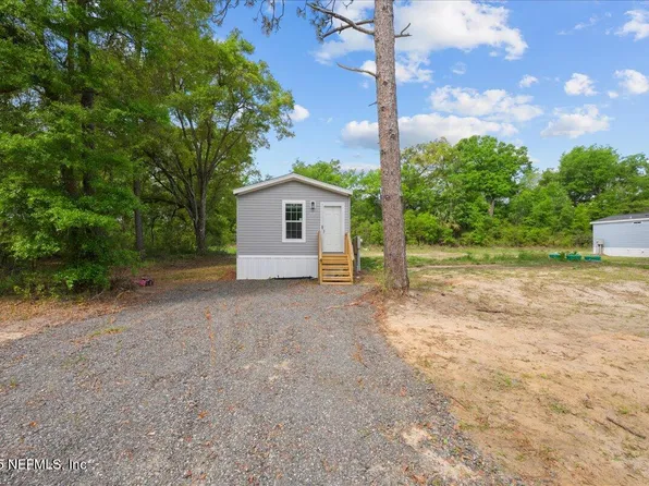 121 POSSUM WALK Road, Satsuma, FL 32189