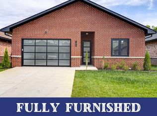 100 Clubhouse Bay, Hendersonville, TN 37075