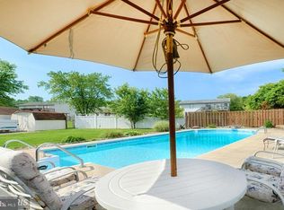 810 Ermine Ct, Edgewood, MD 21040