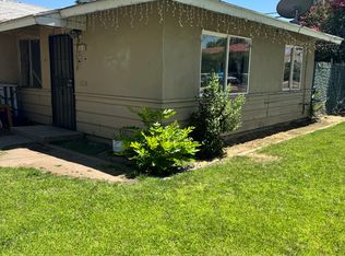 122 N Barton Ave, Fresno, CA 93702